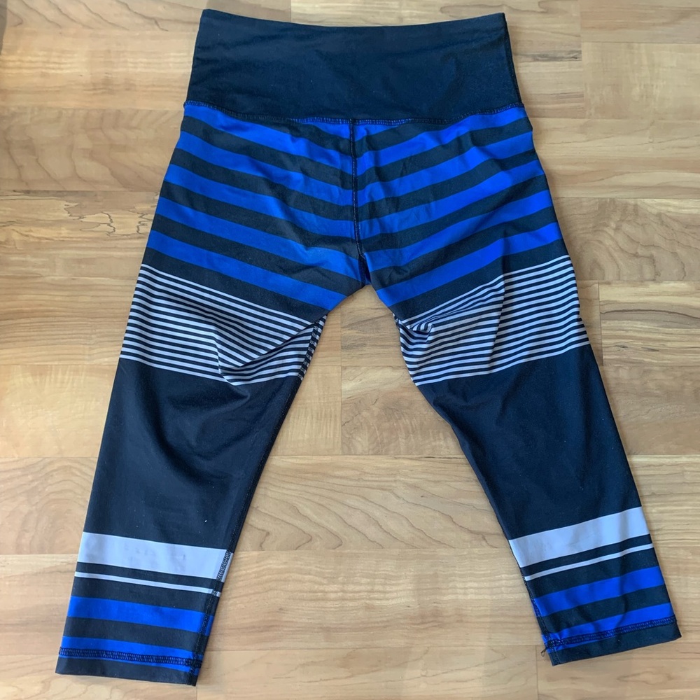 Workout Capri Leggings: Anjali